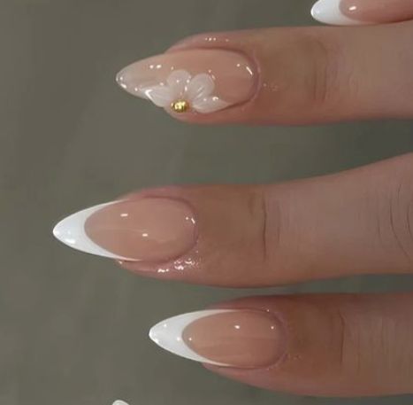 White almond French tip  nails with white flower